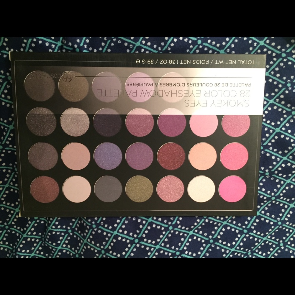 BNIB BH COSMETICS PALETTE +Free Gifts😍🎁